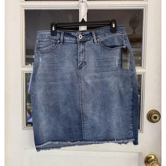 Denim Skirt 16 Women's Raw  Hem Pockets New Blue signature studio cotton blend - Picture 1 of 15